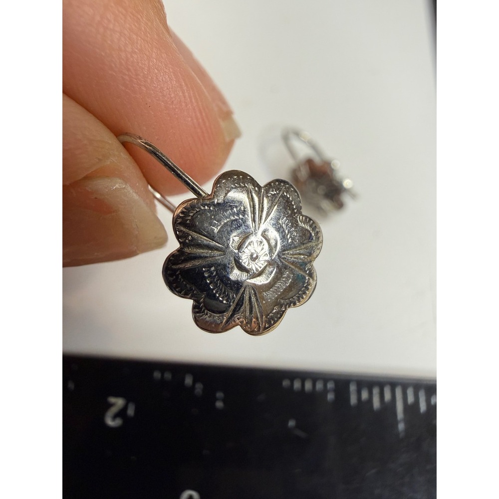 Silver tone Stamped Flower Drop Earrings Scalloped Floral Dangle Hook